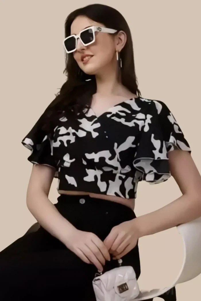 zelzis women crepe floral printed flared sleeve black crop tops