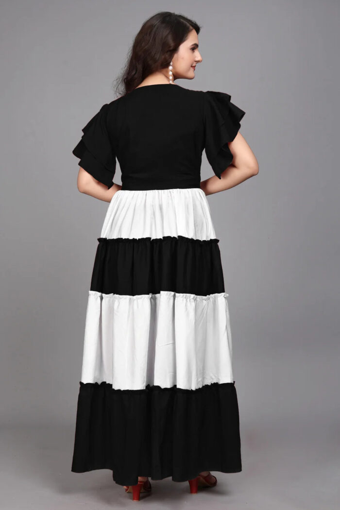 Casual & Party Wear Black Colourblocked Flared Maxi Dress