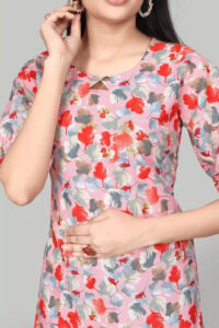 Chic Three-Quarter Sleeve Pink Floral Tunic for Women