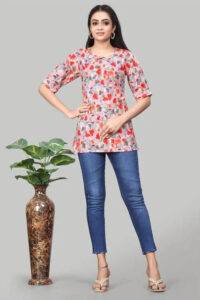 Lightweight Floral Crepe Tunic – Perfect for Every Occasion