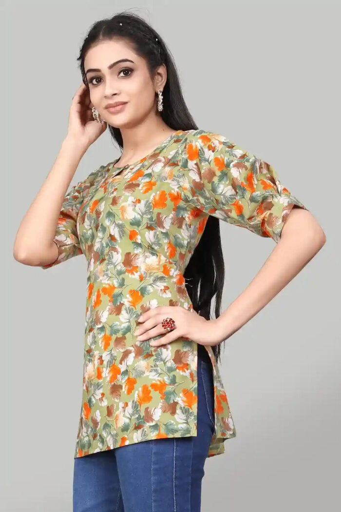 Women's Green Casual Tunic with Unique Sleeves and Chic Neckline