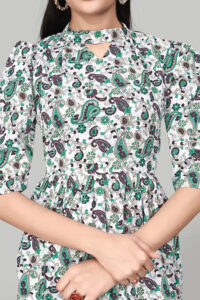 Women’s Green Crepe Tunic Top with Keyhole Neck and Floral Mango Design