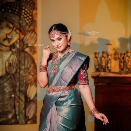 ZELZIS Fashion online Shopping Women Green Self Design Premium Jacquard Sarees With Unstich Blouse Piece