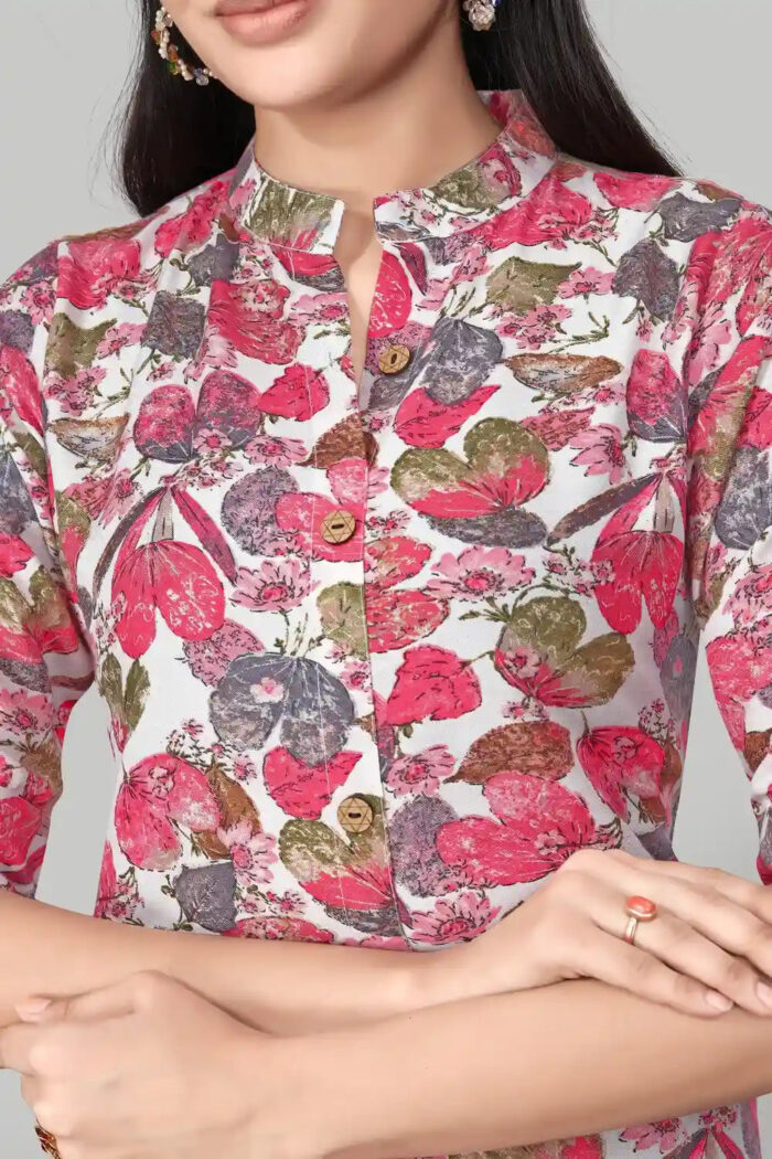 Zelzis women's red floral round neck kurti