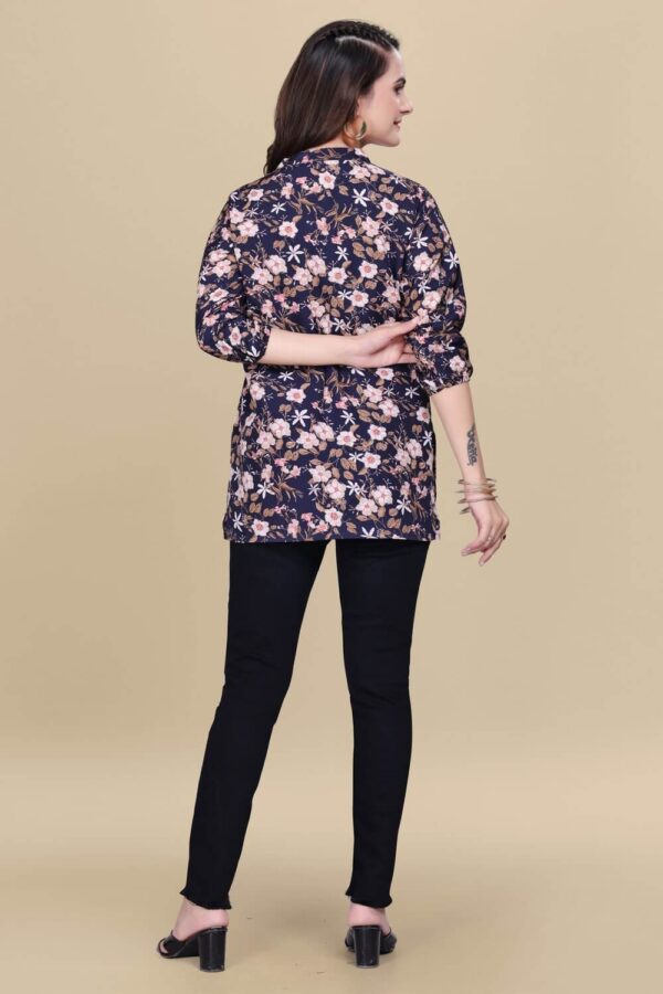 Blue crepe floral top with V neck