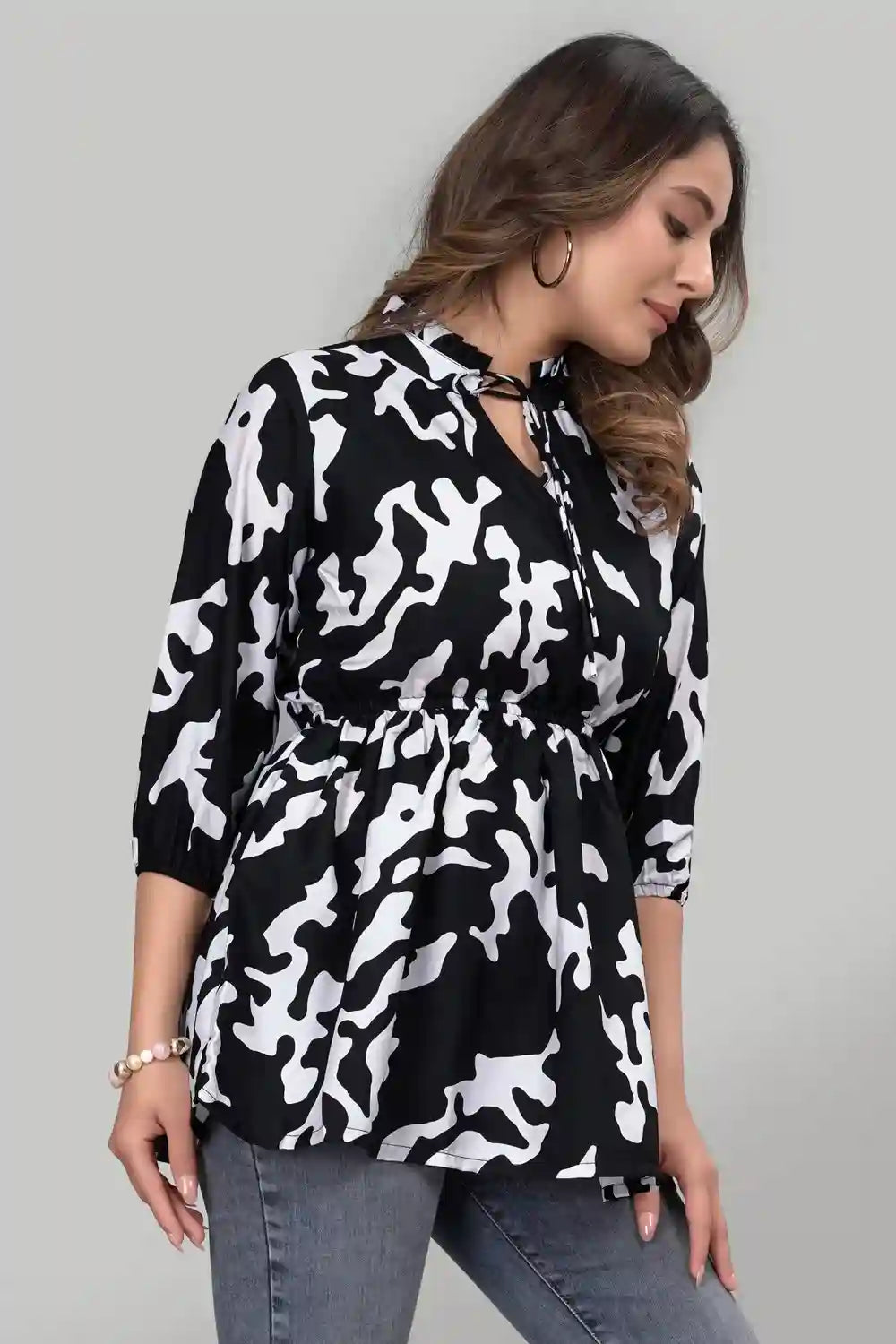 Zelzis women’s black floral pattern crepe tunic with ruffle neck